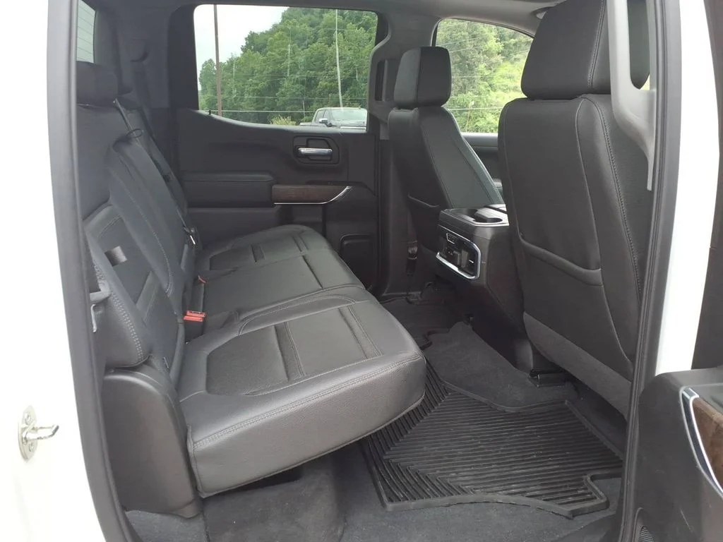 Used 2020 White GMC Denali image 20
