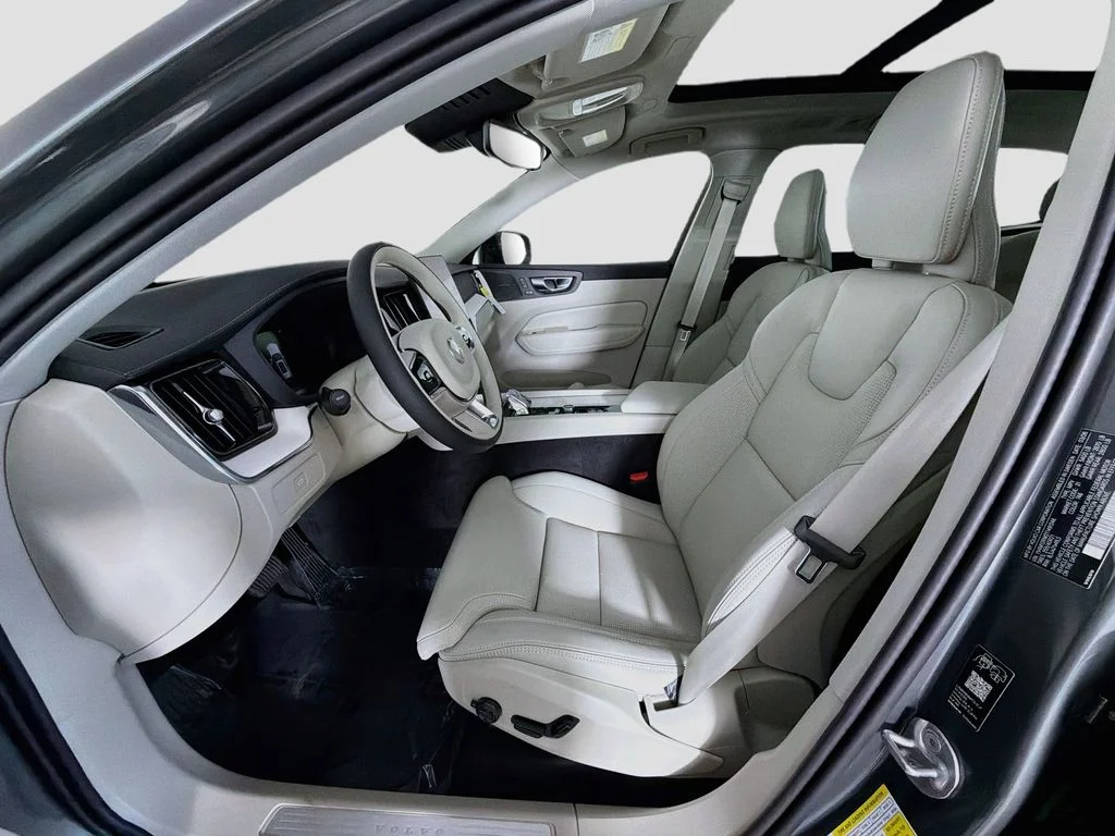 2026 Volvo XC60 Ultra - Photo 22