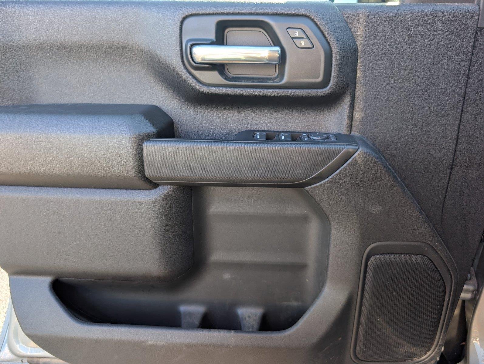 Used 2025 Sterling Gray Metallic Chevrolet Custom image 19
