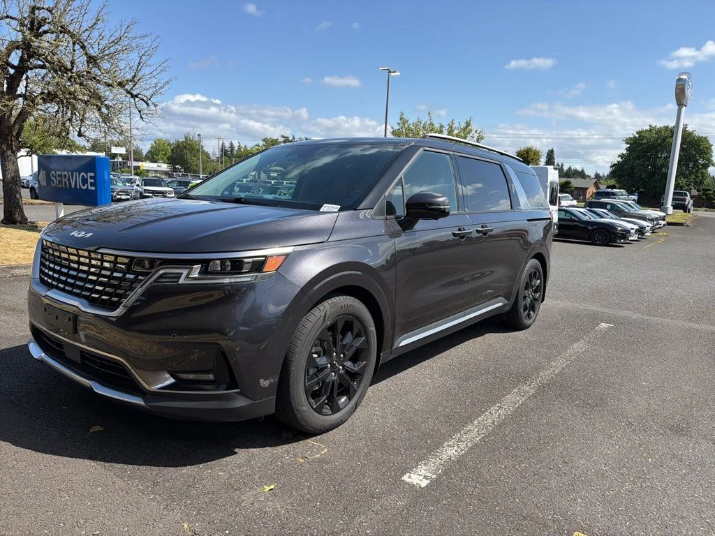 2024 Kia Sedona SX Prestige's photo