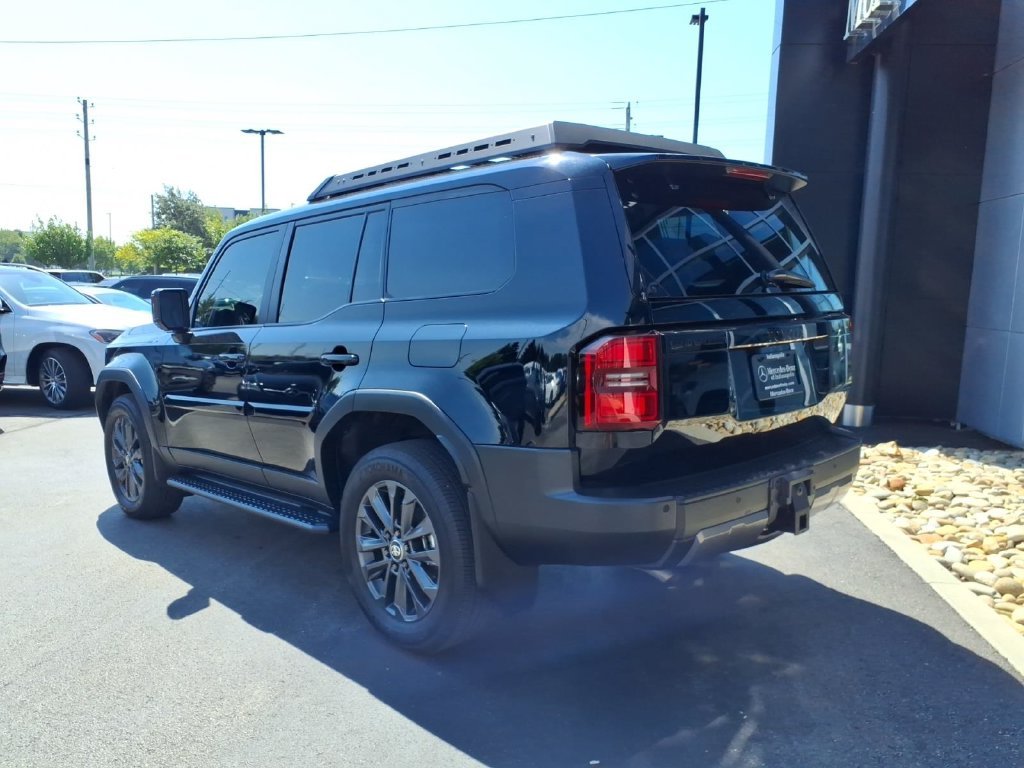 Used 2025 Black Toyota Base image 5