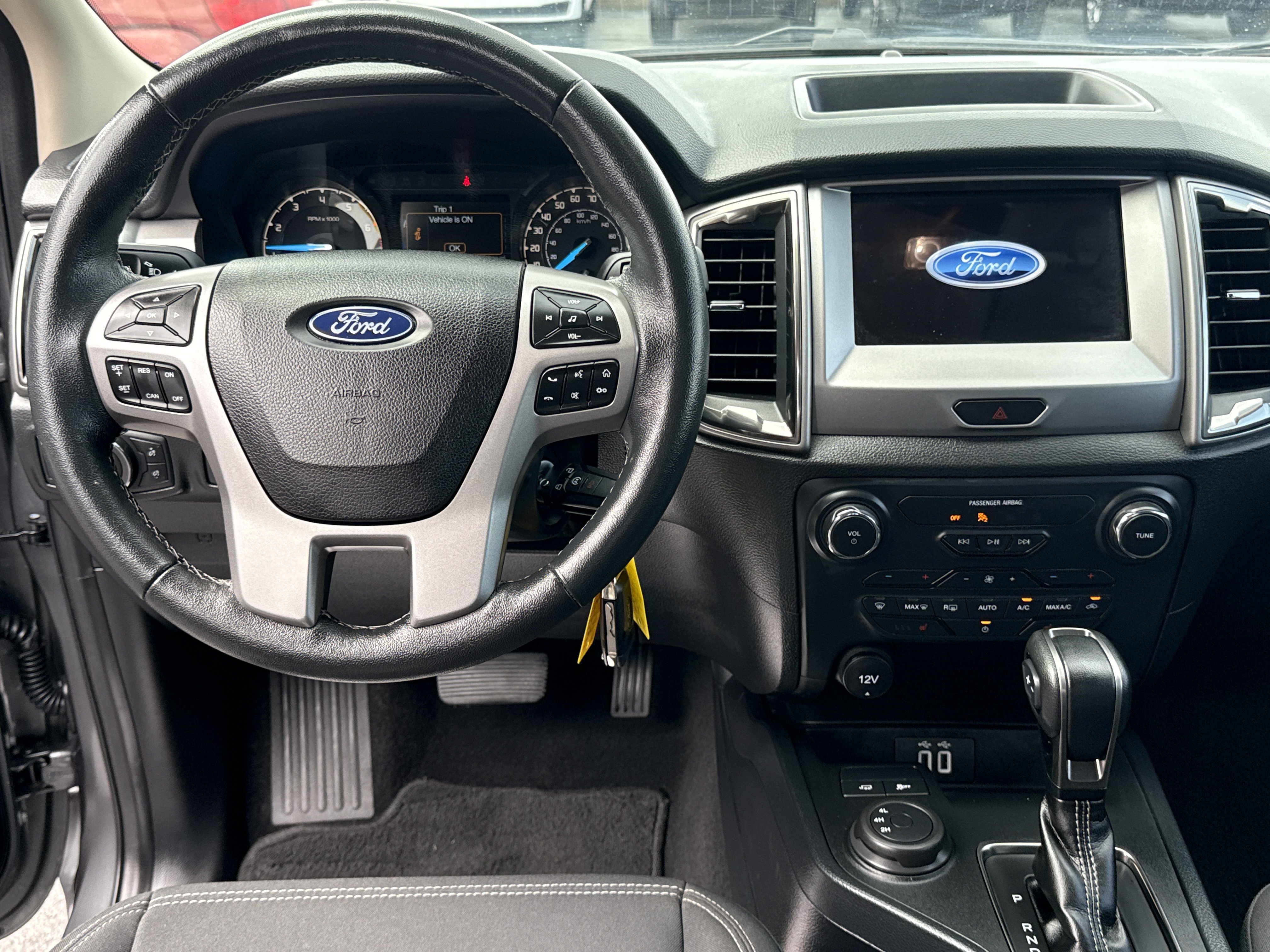 Used 2022 Carbonized Gray Metallic Ford XLT 4WD image 7