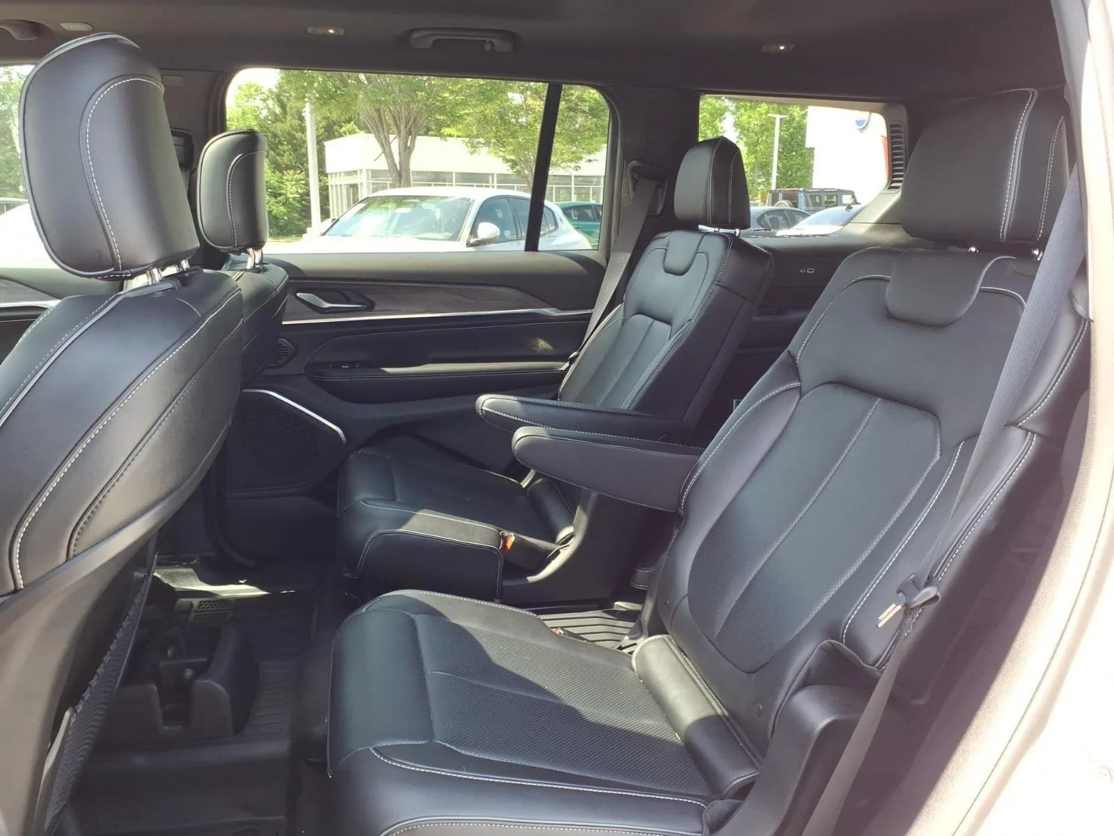 Used 2023 Bright White Clearcoat Jeep Overland image 20