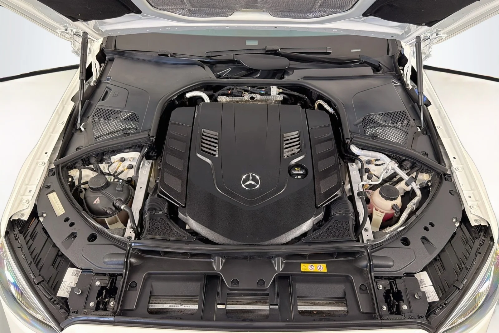 Certified Used 2023 MANUFAKTUR Diamond White Mercedes-Benz S 580 image 12