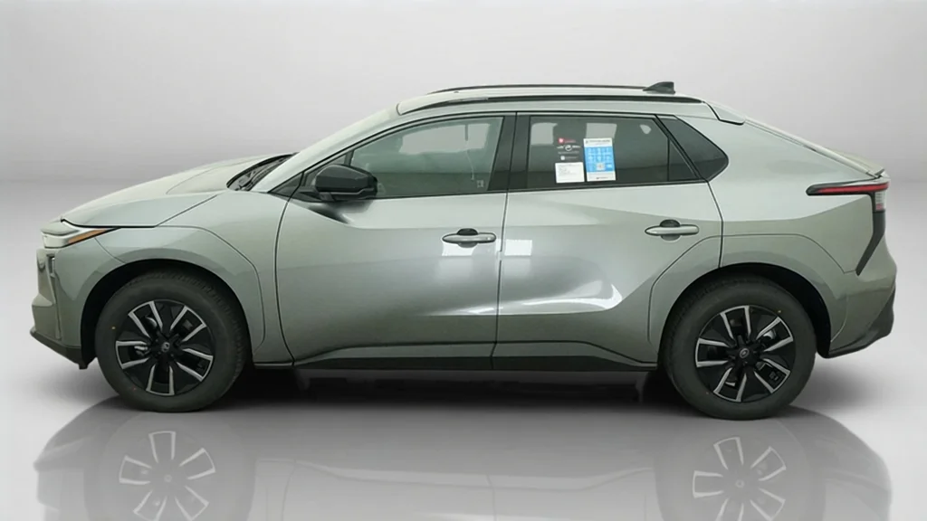 New 2027 Heavy Metal Toyota XLE image 10