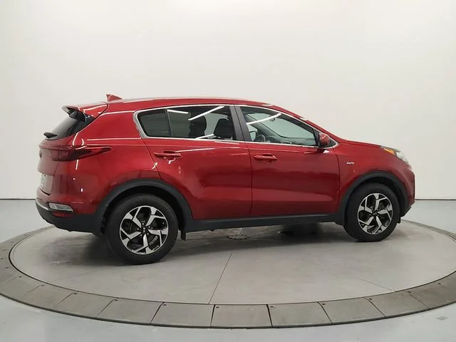 Used 2022 Red Kia LX image 7
