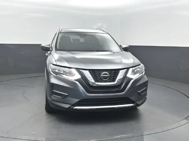 Used 2020 Gray Nissan SV image 34