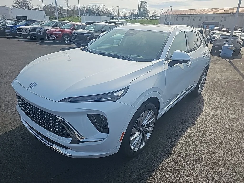 New 2026 Iridescent White Tricoat Buick Avenir image 1
