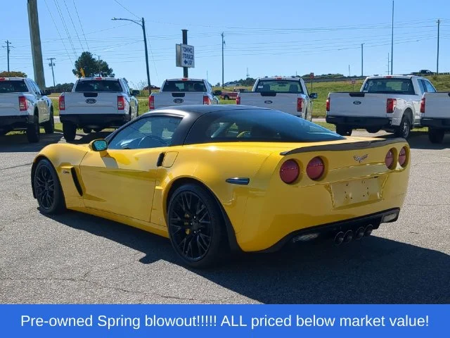 Used 2008 Red Chevrolet Z06 image 11
