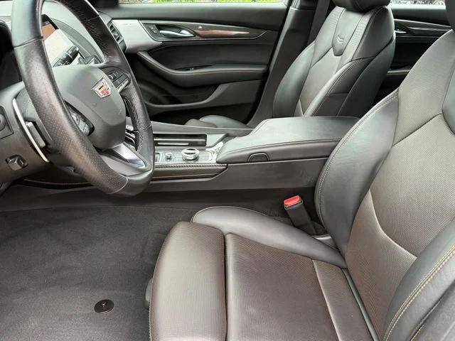 Used 2023 Black Cadillac Sport image 10