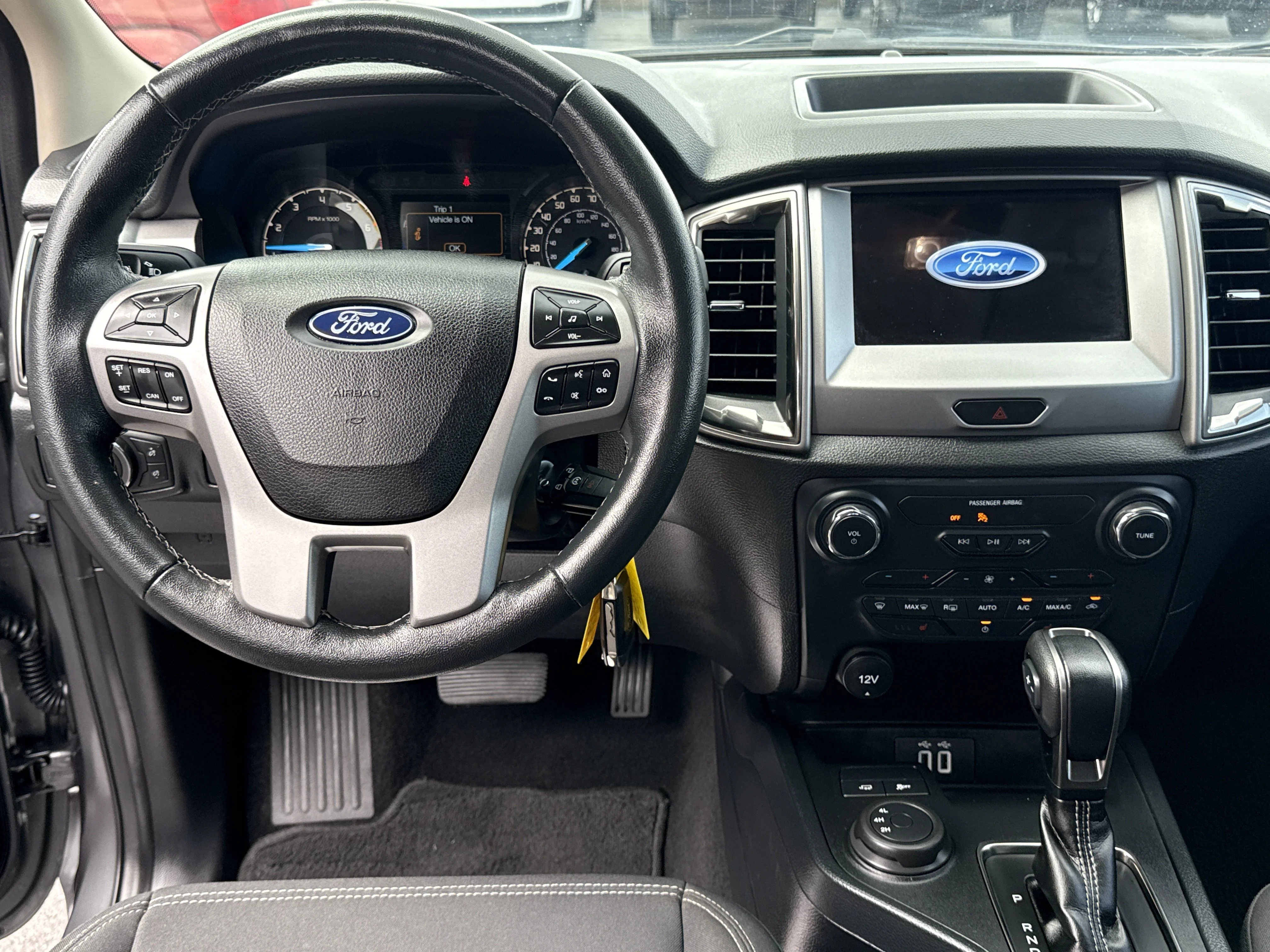 Used 2022 Carbonized Gray Metallic Ford XLT 4WD image 7