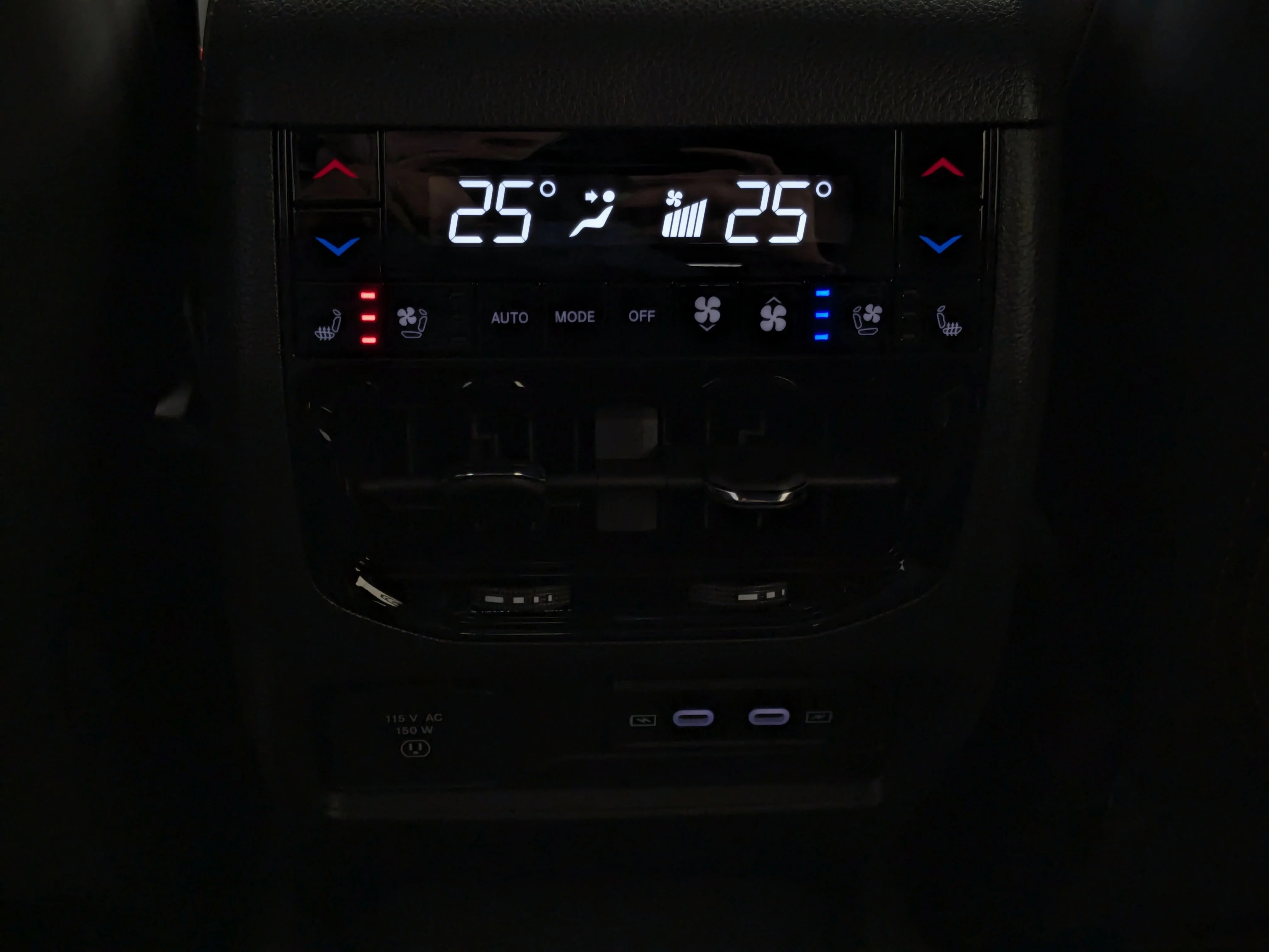 New 2026 White Jeep Summit - - Pano Sunroof - Palermo Lthr - Head-Up Display - Night Vision - Massage Seats & More! image 36