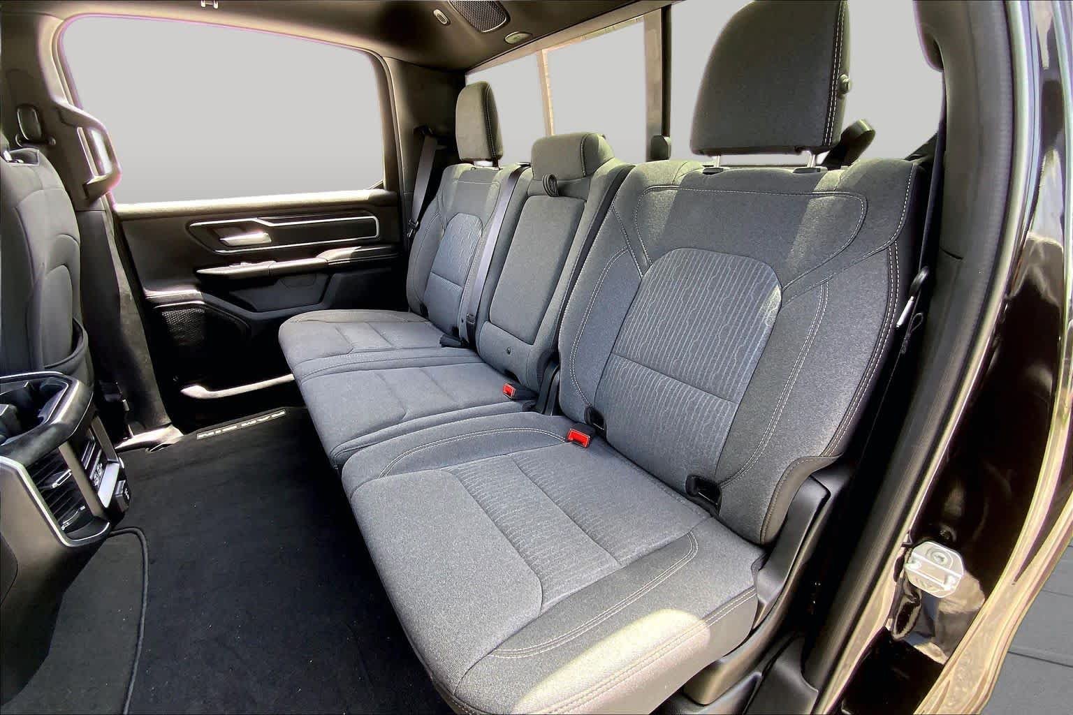 Used 2020 Diamond Black Crystal Pearlcoat Ram Lone Star image 20