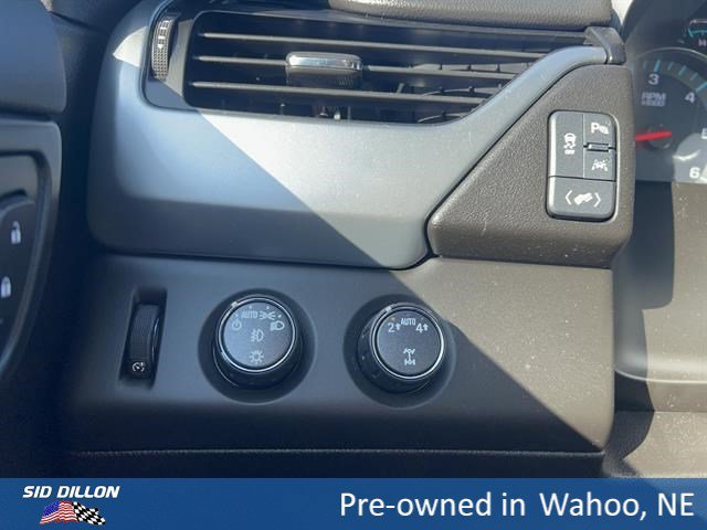 Used 2019 BLACK Chevrolet LT image 13