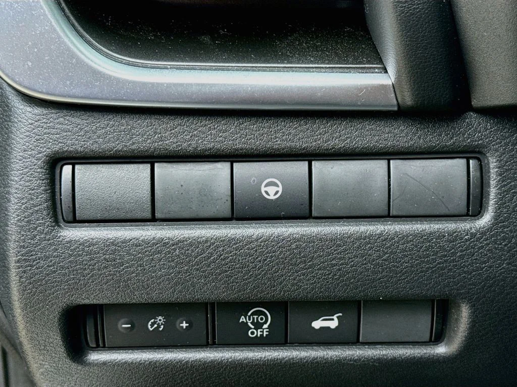Used 2023 Gun Metallic Nissan SV image 10