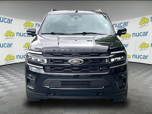Used 2024 Black Ford Limited image 3