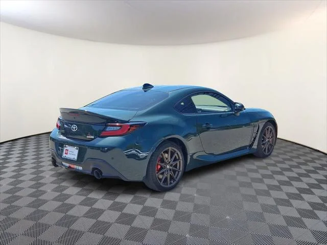 Certified Used 2025 RIDGE GREEN Toyota  image 6