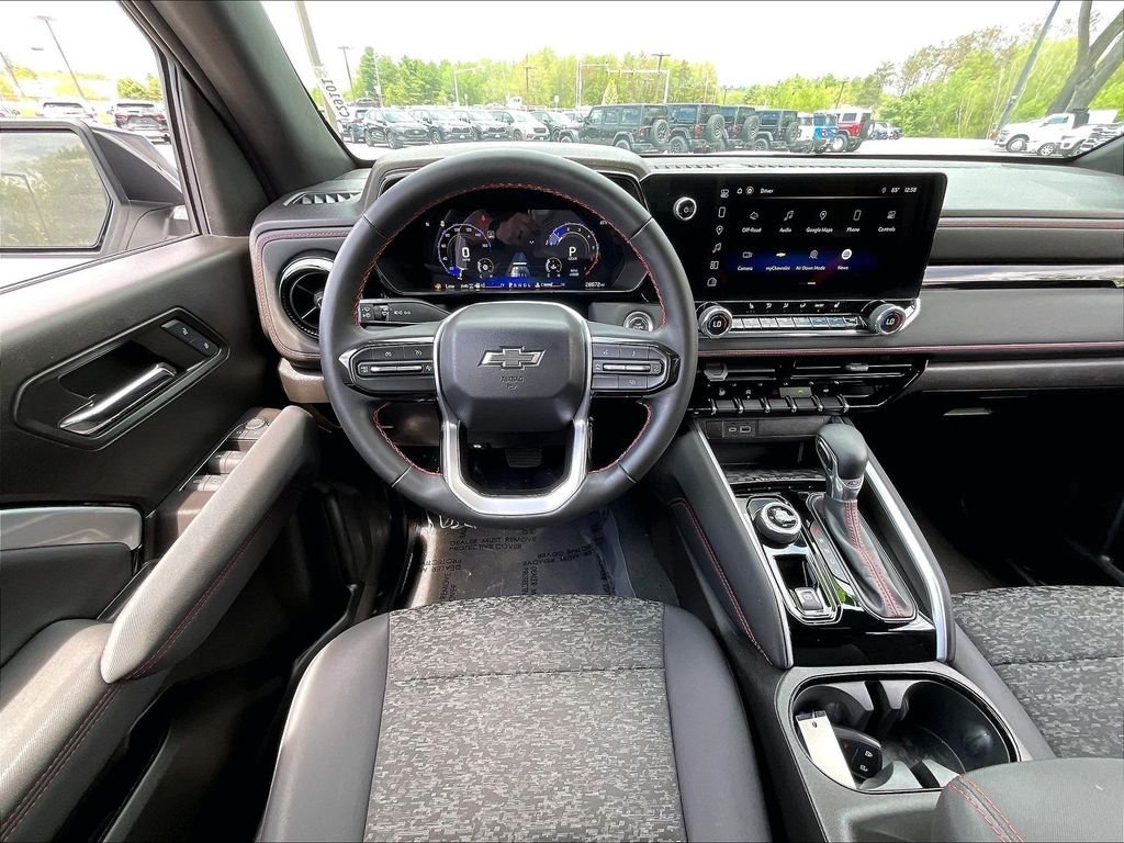 Used 2024 Summit White Chevrolet Z71 image 16