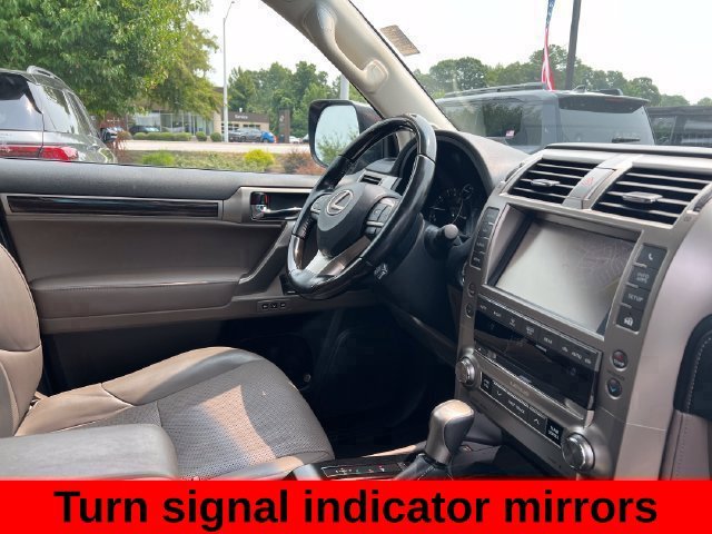 Used 2021  Lexus 460 image 64