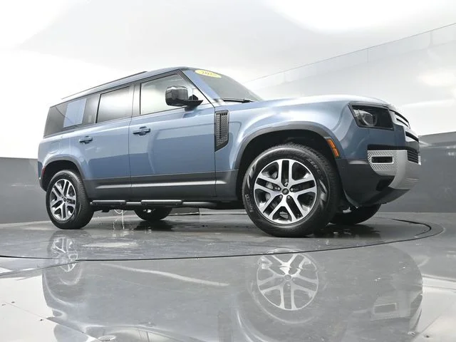 Used 2025 Blue Land Rover S image 30