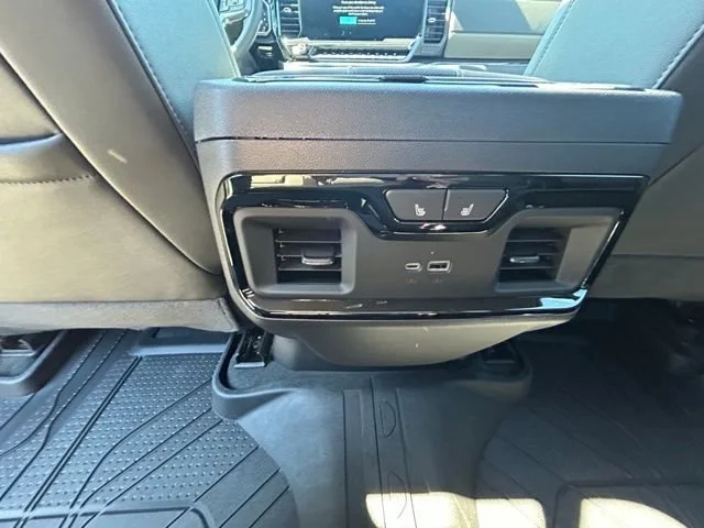 2025 Chevrolet Silverado 1500 ZR2 - Photo 36