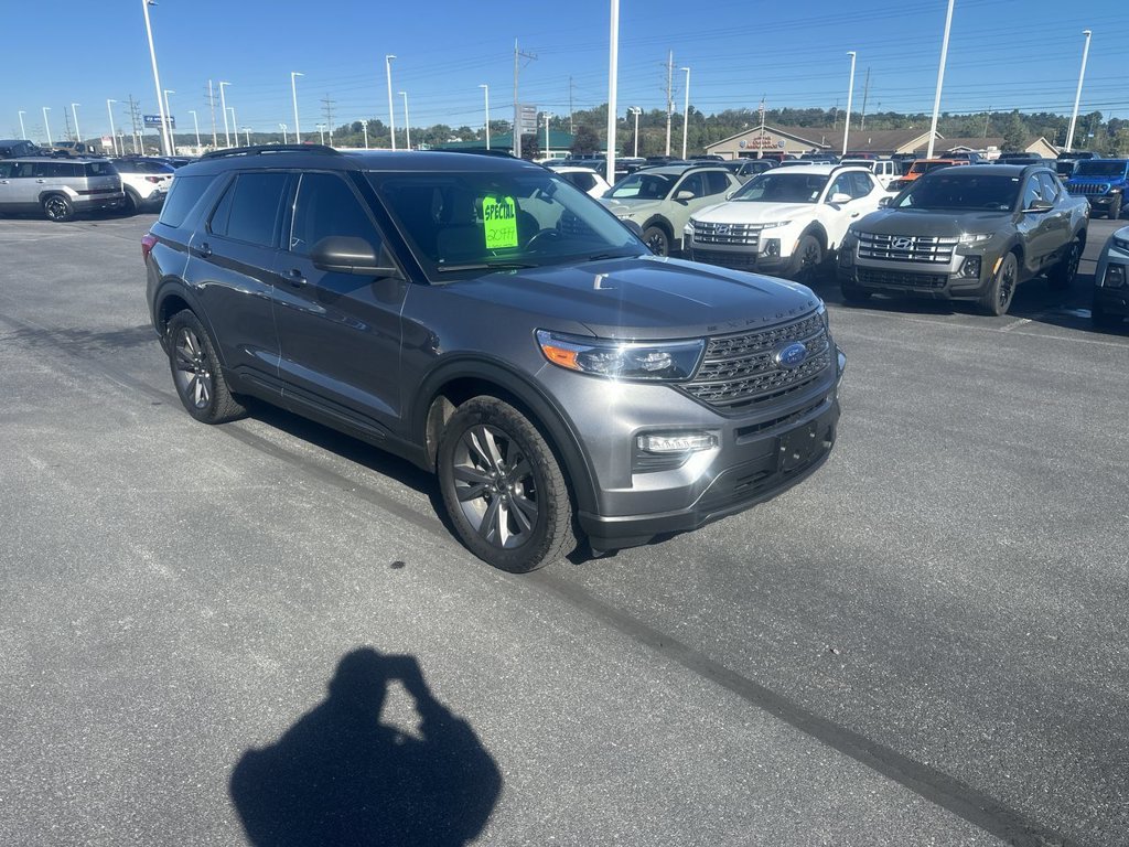 Used 2021 Gray Ford XLT image 2