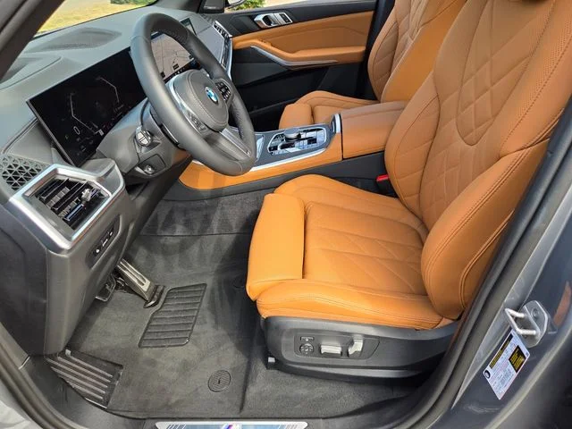 Used 2025 Gray BMW sDrive40i image 14