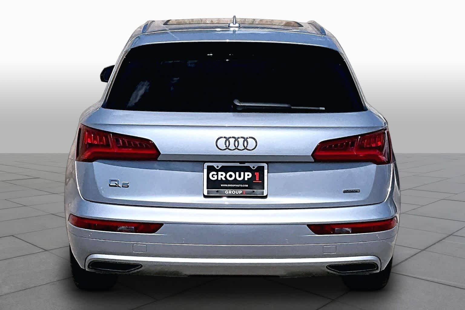 Used 2019 Florett Silver Metallic Audi Premium Plus image 5