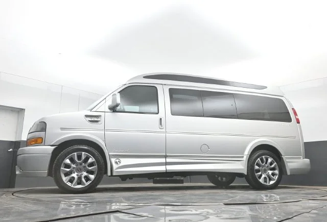 Used 2022 Silver GMC Work Van image 53