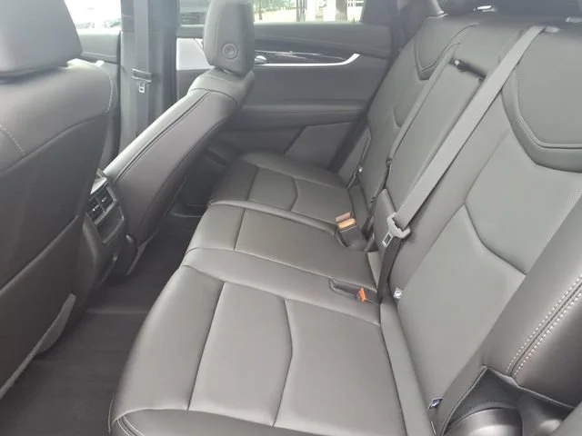 Used 2025 Stellar Black Metallic Cadillac Premium Luxury image 9