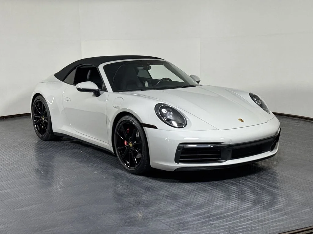 Used 2020 Chalk Porsche Carrera image 9