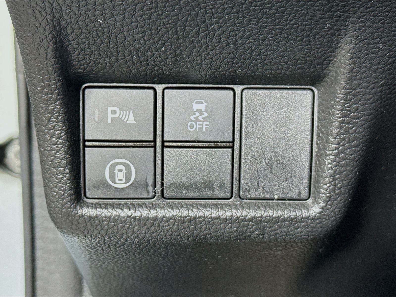 Used 2023 Morning Mist Metallic Honda Touring image 11