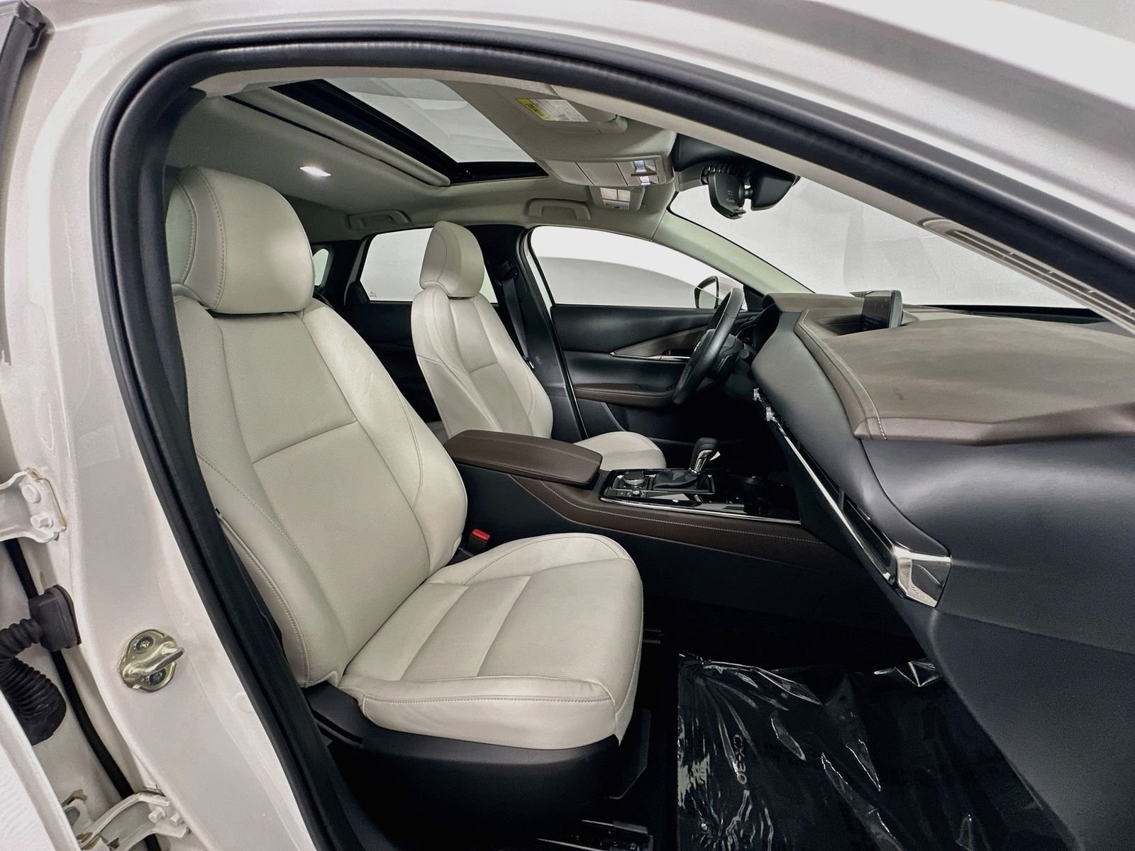 Used 2024 Snowflake White Pearl Mica Mazda 2.5 S Premium Package image 30