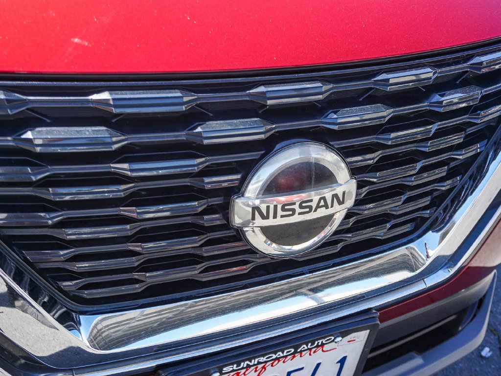 Used 2021 Red Nissan SV image 11
