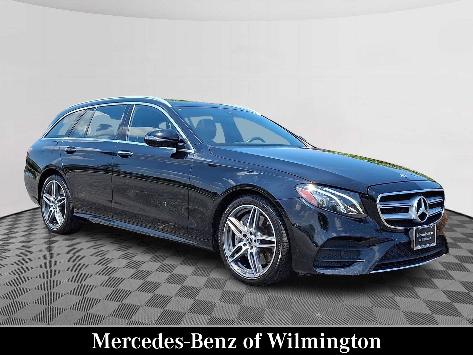 2019 Mercedes-Benz E-Class E450 4MATIC's photo