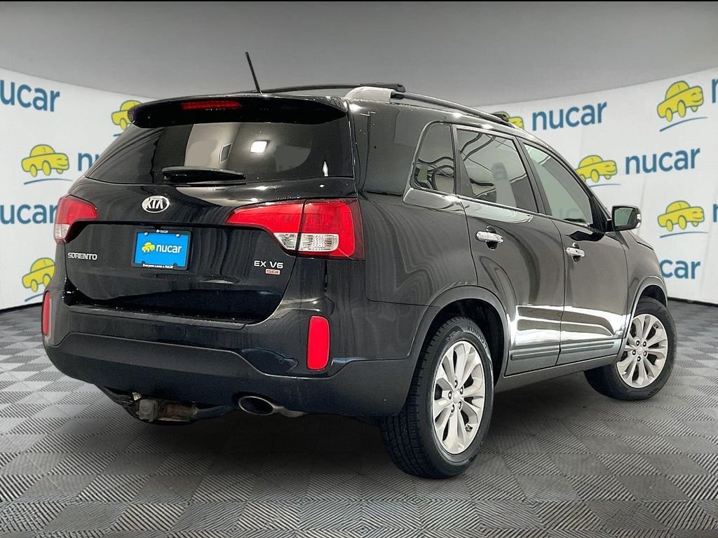 Used 2014 Ebony Black Kia EX image 6