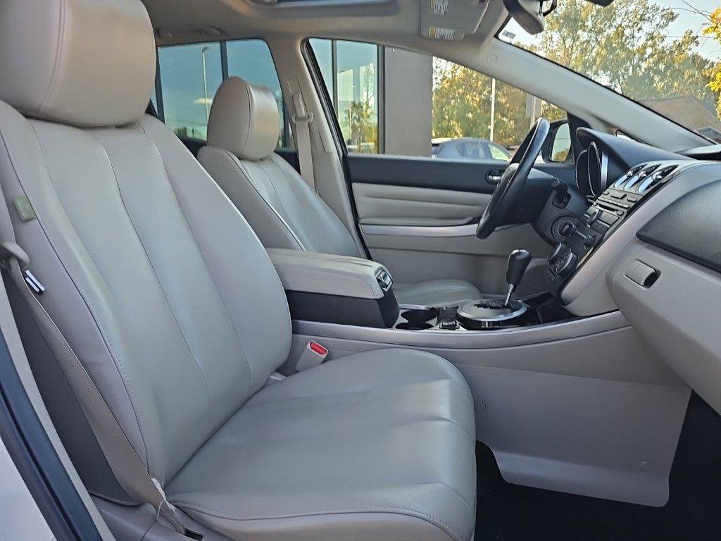 Used 2011 White Mazda s Grand Touring image 13