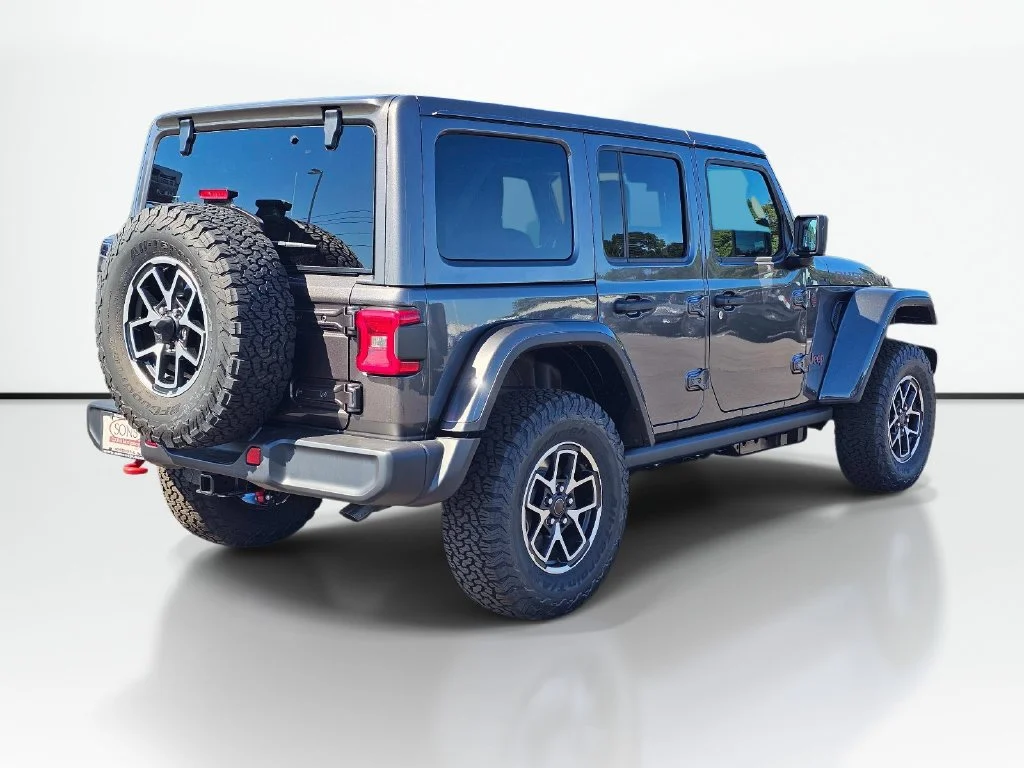 New 2027 Granite Crystal Metallic Clear-Coat Paint Jeep Rubicon image 8