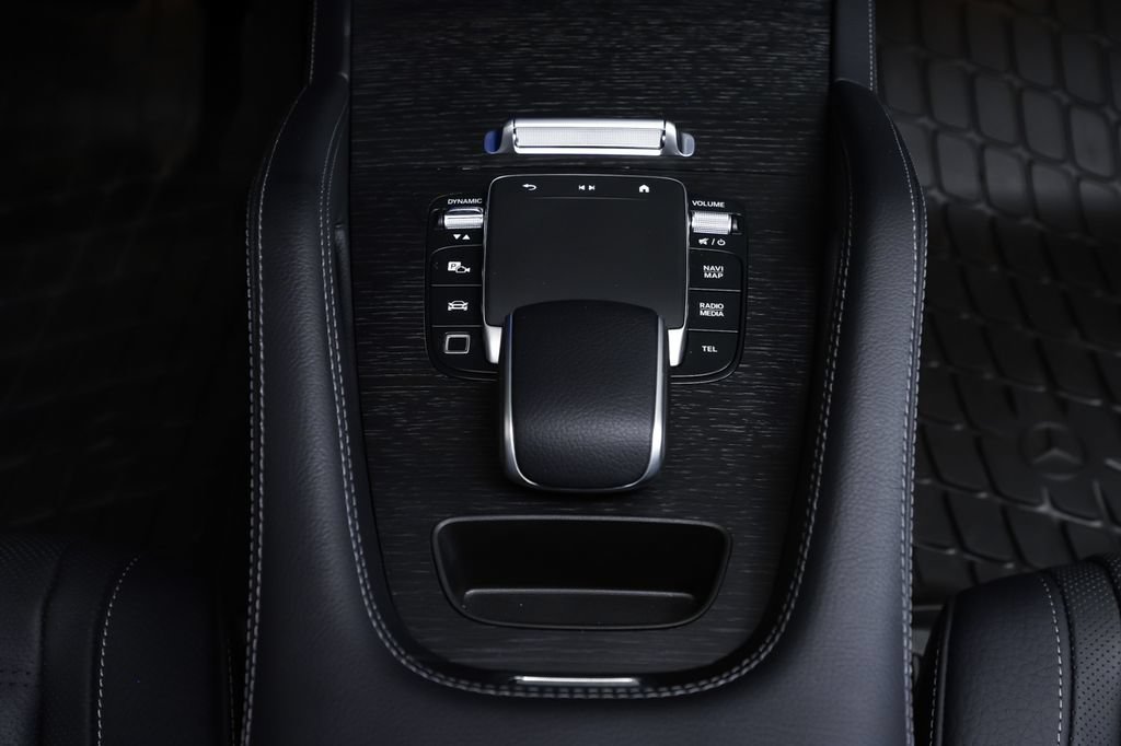 New 2026 Black Mercedes-Benz GLE 350 image 17