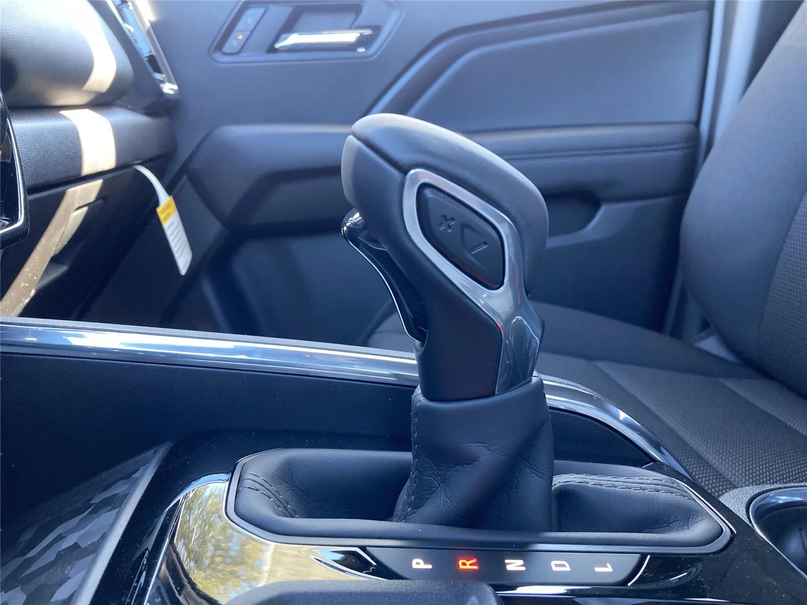 New 2026 Onyx Black GMC Elevation image 29