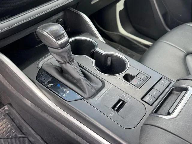 Used 2020 Blue Toyota XLE image 22