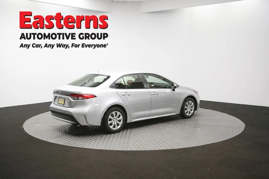 Used 2022 Silver Toyota LE image 39