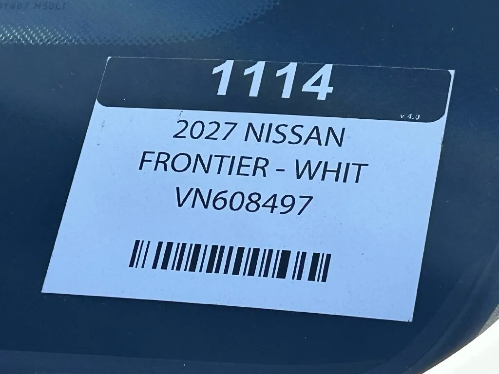 New 2027 Glacier White Nissan Crew Cab SV image 30