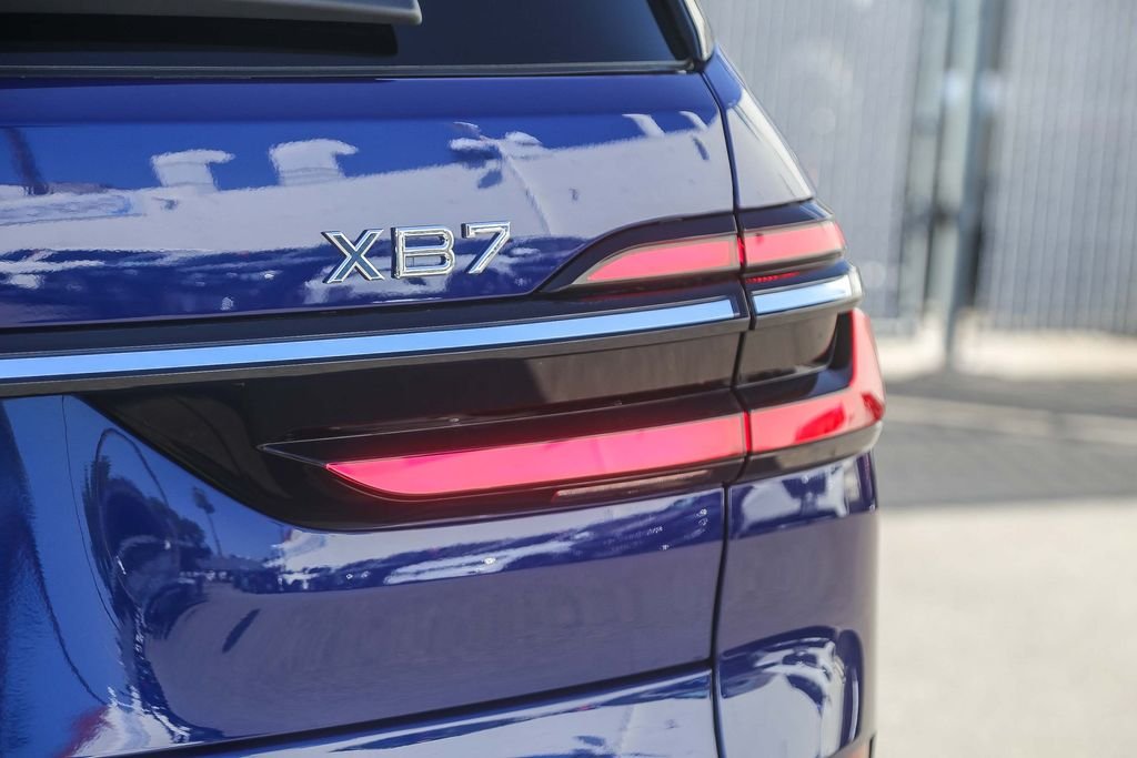 New 2026 Interlagos Blue Metallic BMW ALPINA XB7 image 7