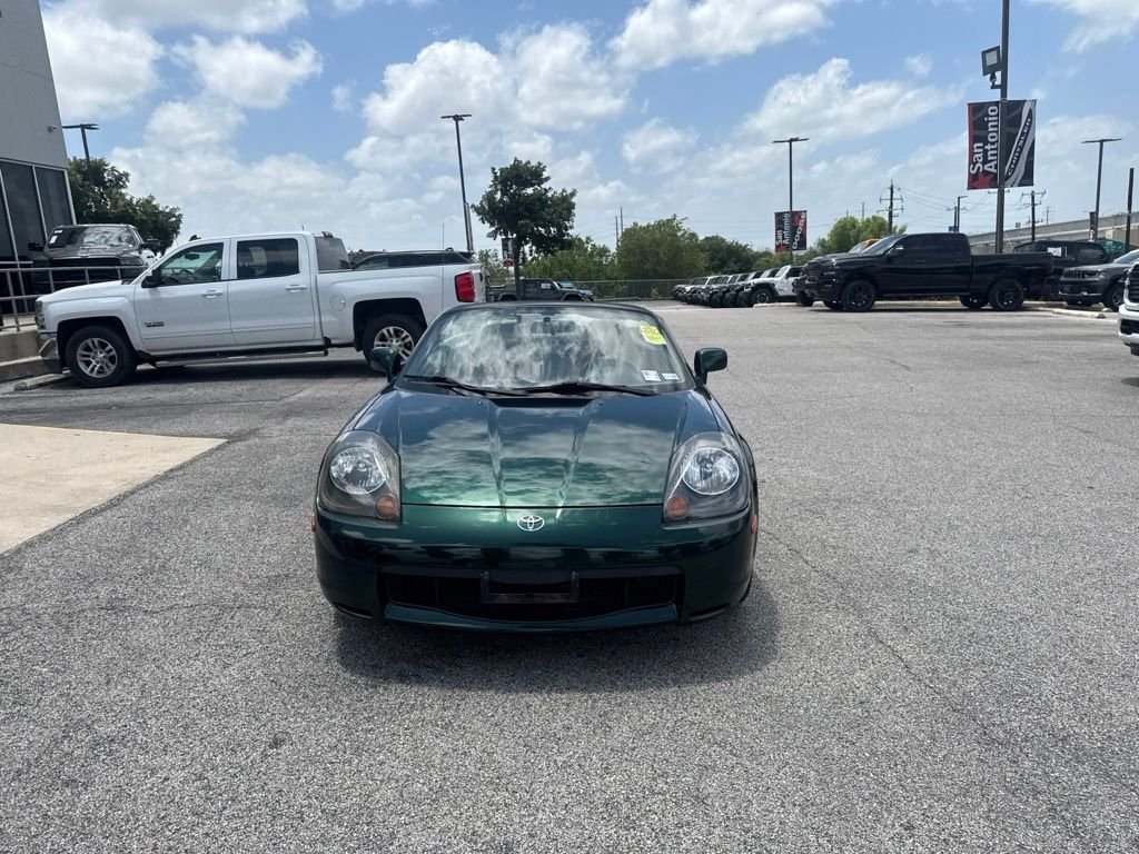 Used 2002 Green Toyota Base image 6