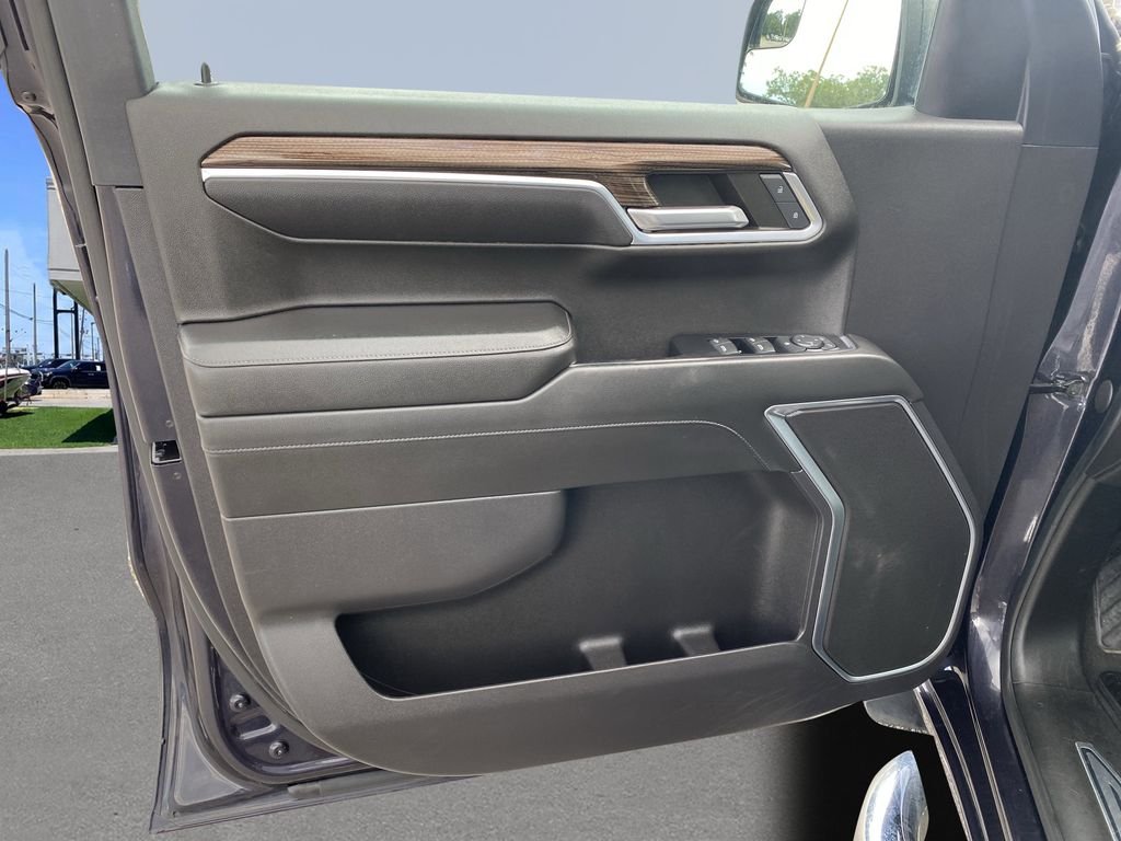 2022 Chevrolet Silverado 1500 LT - Photo 17