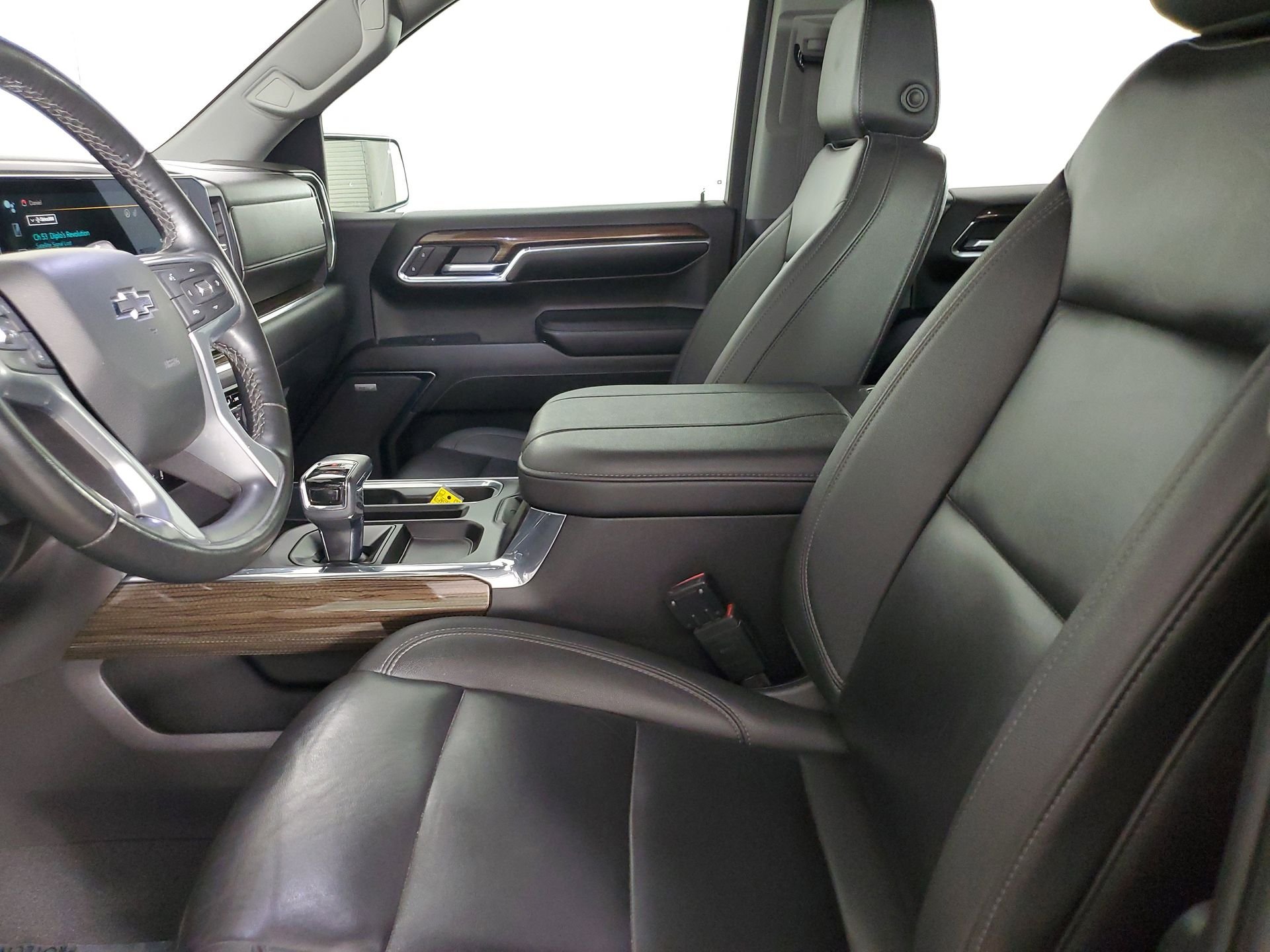 2024 Chevrolet Silverado 1500 LT Trail Boss - Photo 19