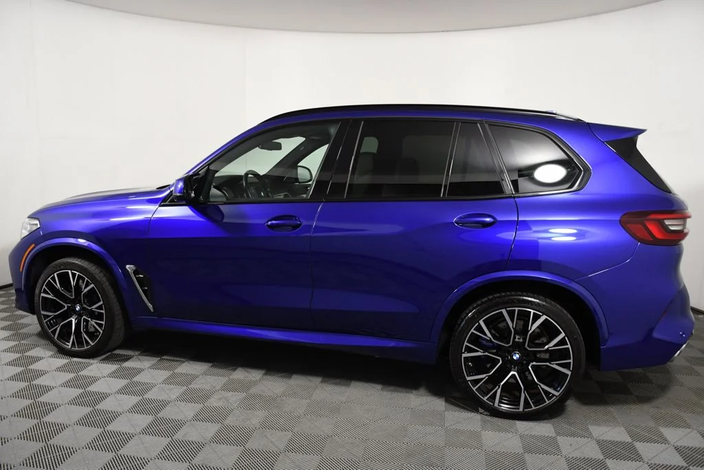 Used 2023 Marina Bay Blue Metallic BMW Base image 8