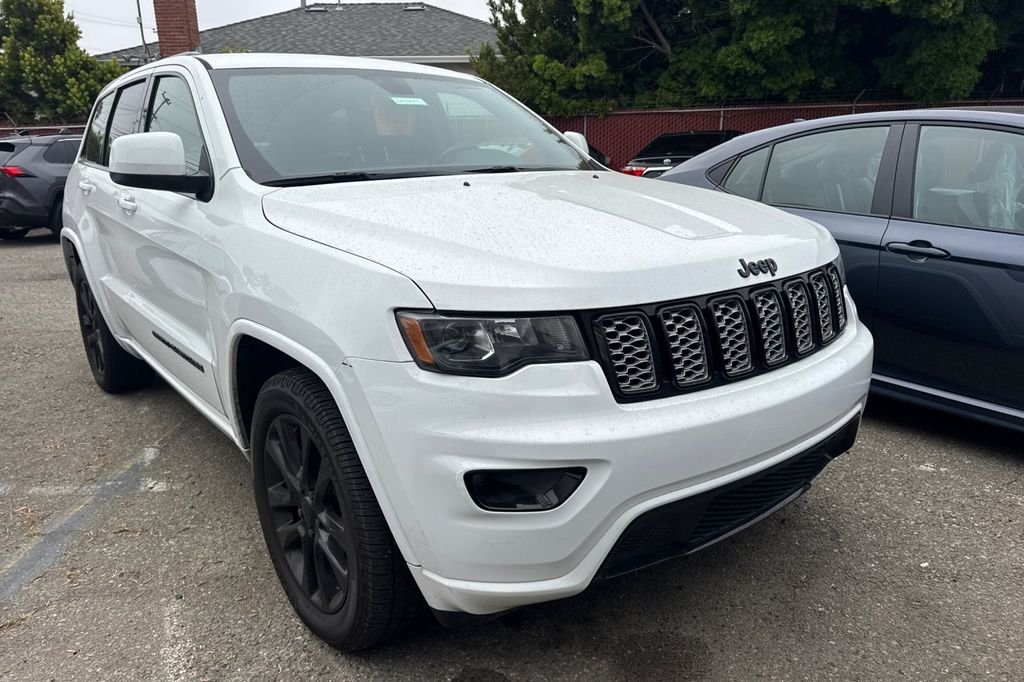 Used 2018 Jeep Grand Cherokee Altitude with VIN 1C4RJEAG3JC442736 for sale in San Bruno, CA