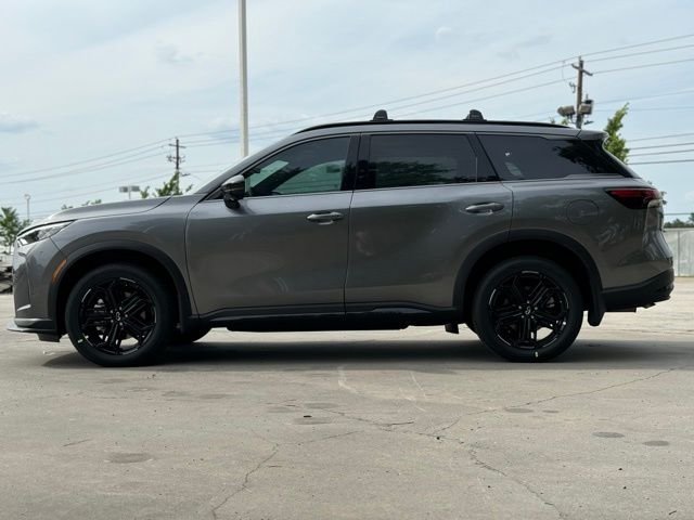 New 2026 GRAPHITE SHADOW INFINITI Sport AWD image 4